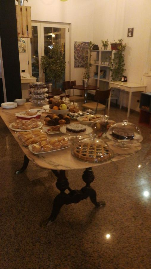 Hotel Antares Garni Giulianova Bagian luar foto